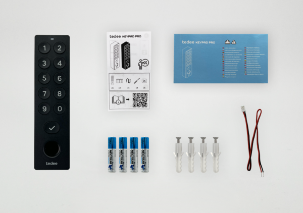 Tedee Keypad PRO: Segurança Inteligente com Acesso Biométrico e PIN nas Cores Preto e Branco - Image 6